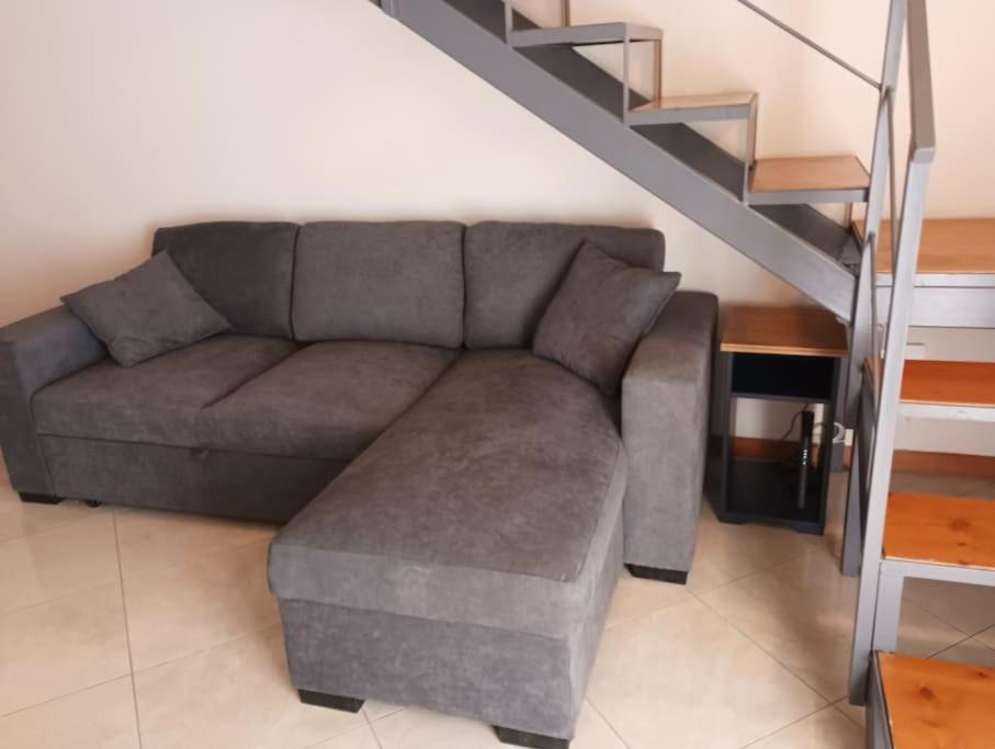 A Casa Di Laura Apartment Наполи Екстериор снимка