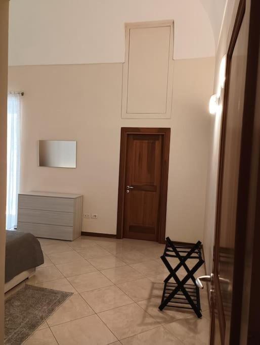 A Casa Di Laura Apartment Наполи Екстериор снимка