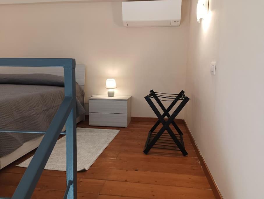 A Casa Di Laura Apartment Наполи Екстериор снимка