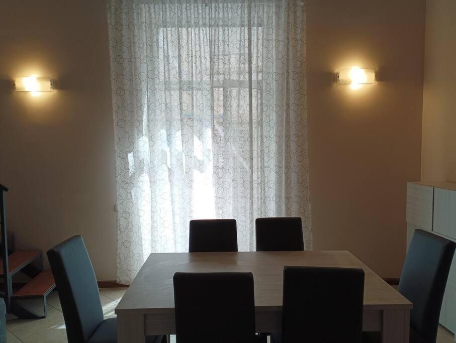 A Casa Di Laura Apartment Наполи Екстериор снимка