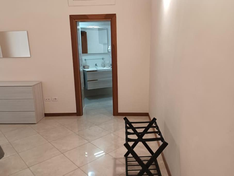 A Casa Di Laura Apartment Наполи Екстериор снимка