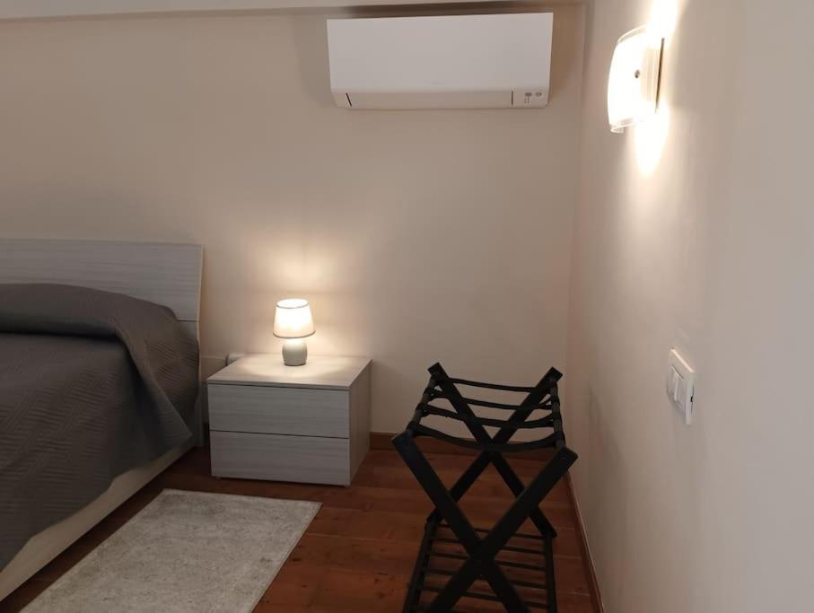A Casa Di Laura Apartment Наполи Екстериор снимка