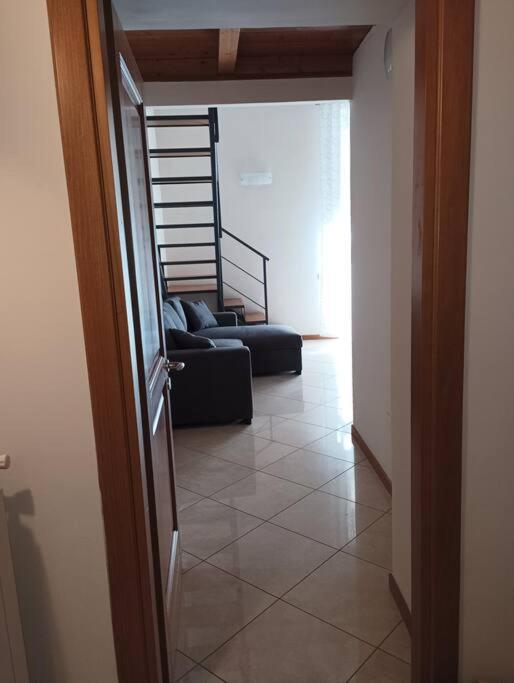 A Casa Di Laura Apartment Наполи Екстериор снимка