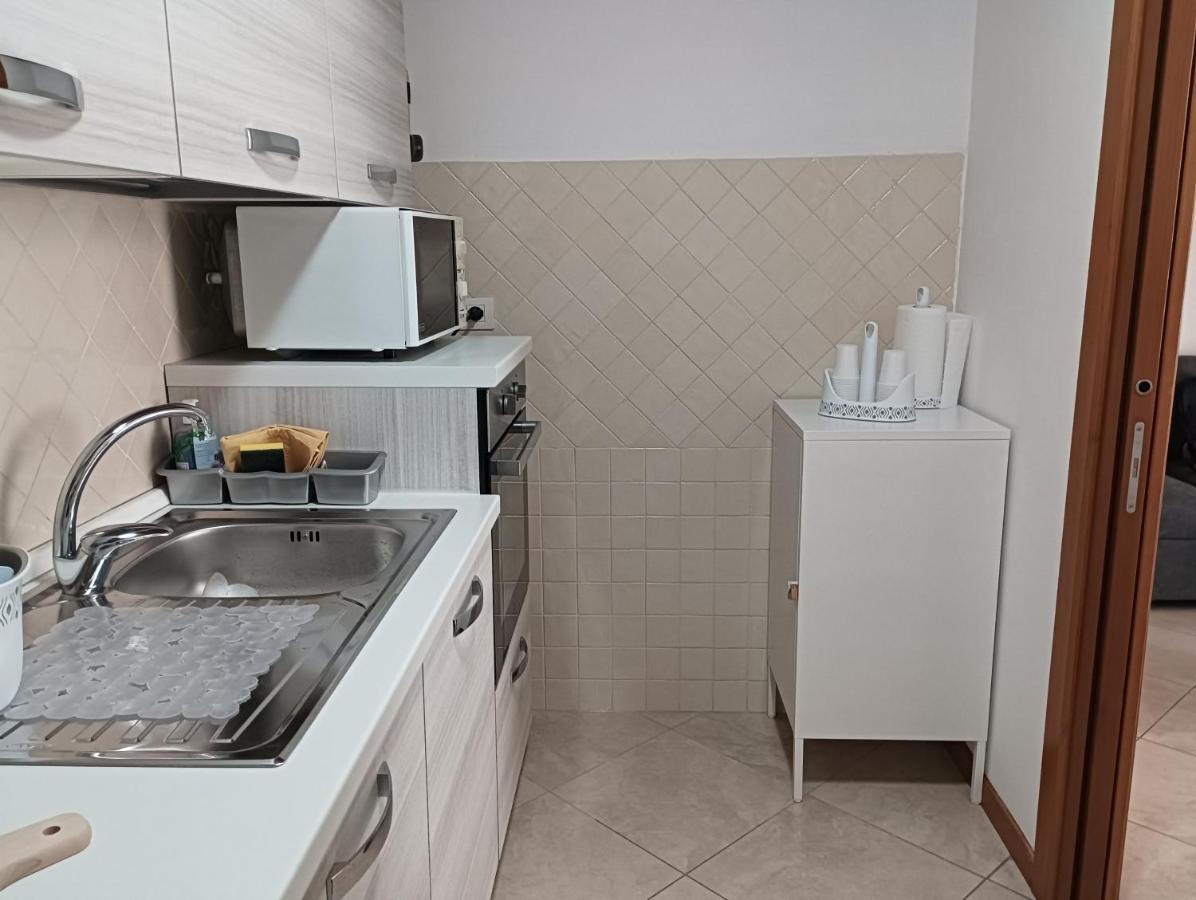 A Casa Di Laura Apartment Наполи Екстериор снимка